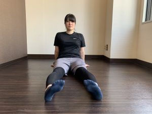 開脚 骨盤を立てて開脚できるようにする効果的な4つのストレッチ パーソナルトレーナー探しなら コーチマッチ